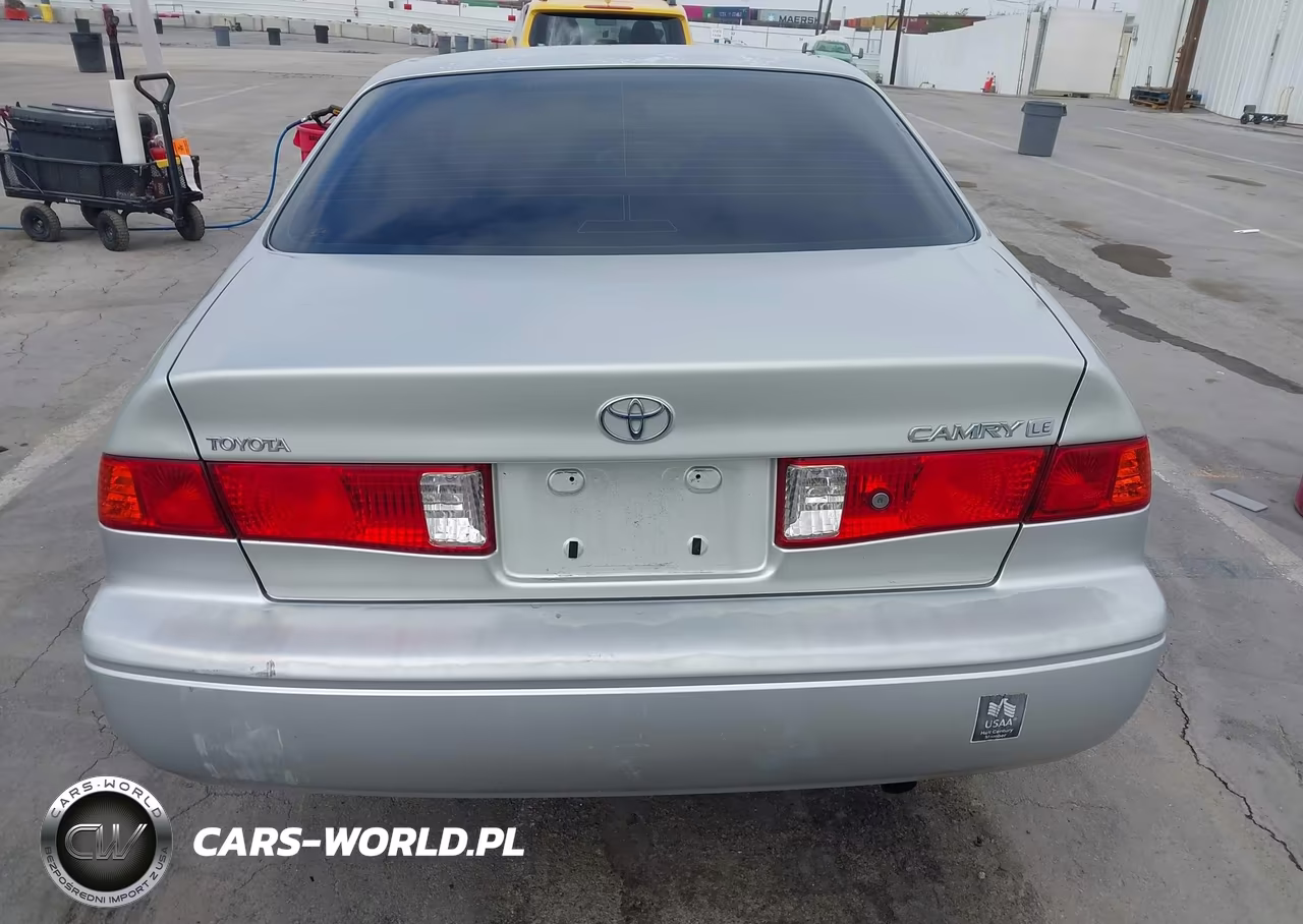 2001 Toyota Camry Le VIN:JT2BG22K710569954 - 16