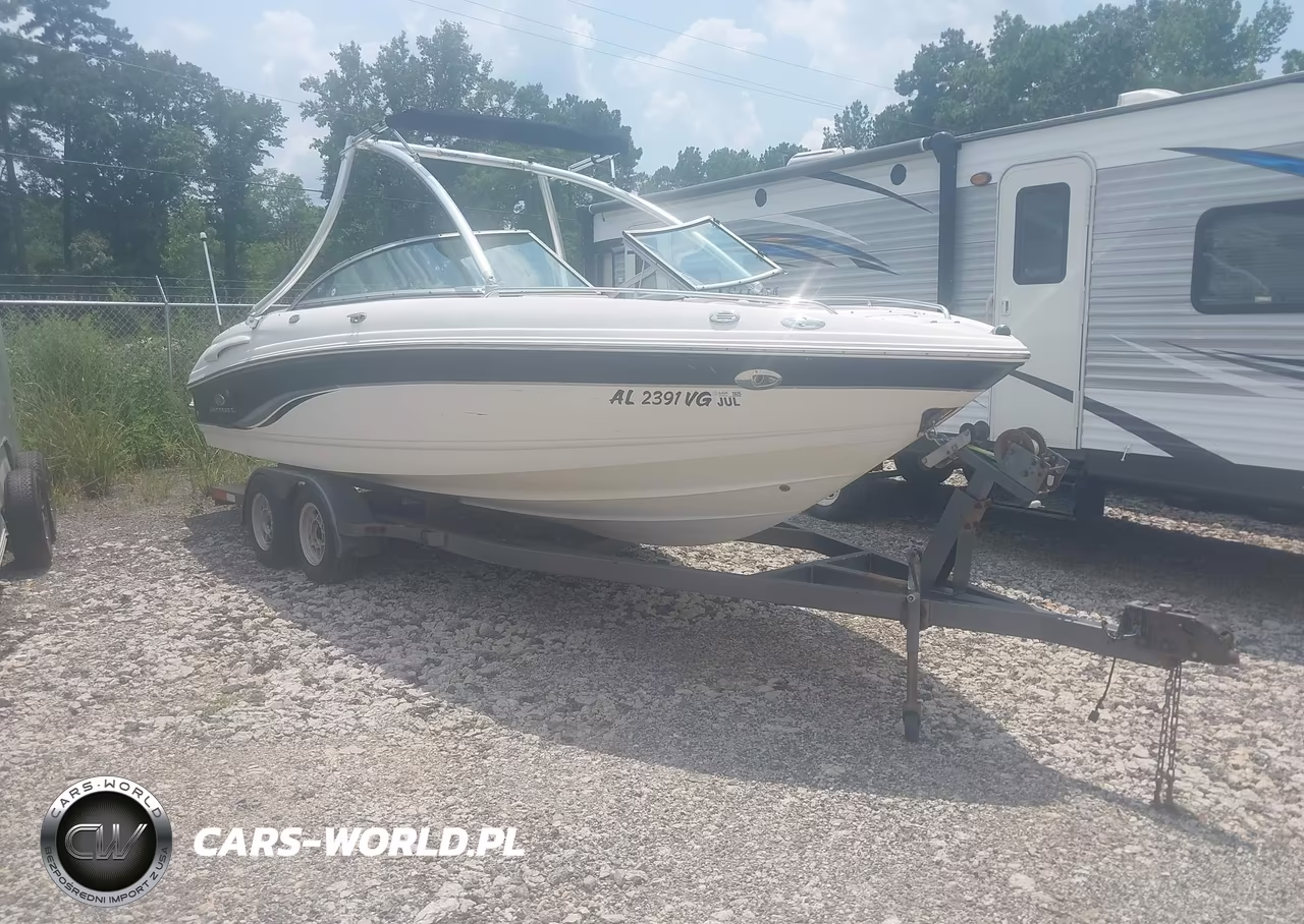 2006 Chaparral Skiboat