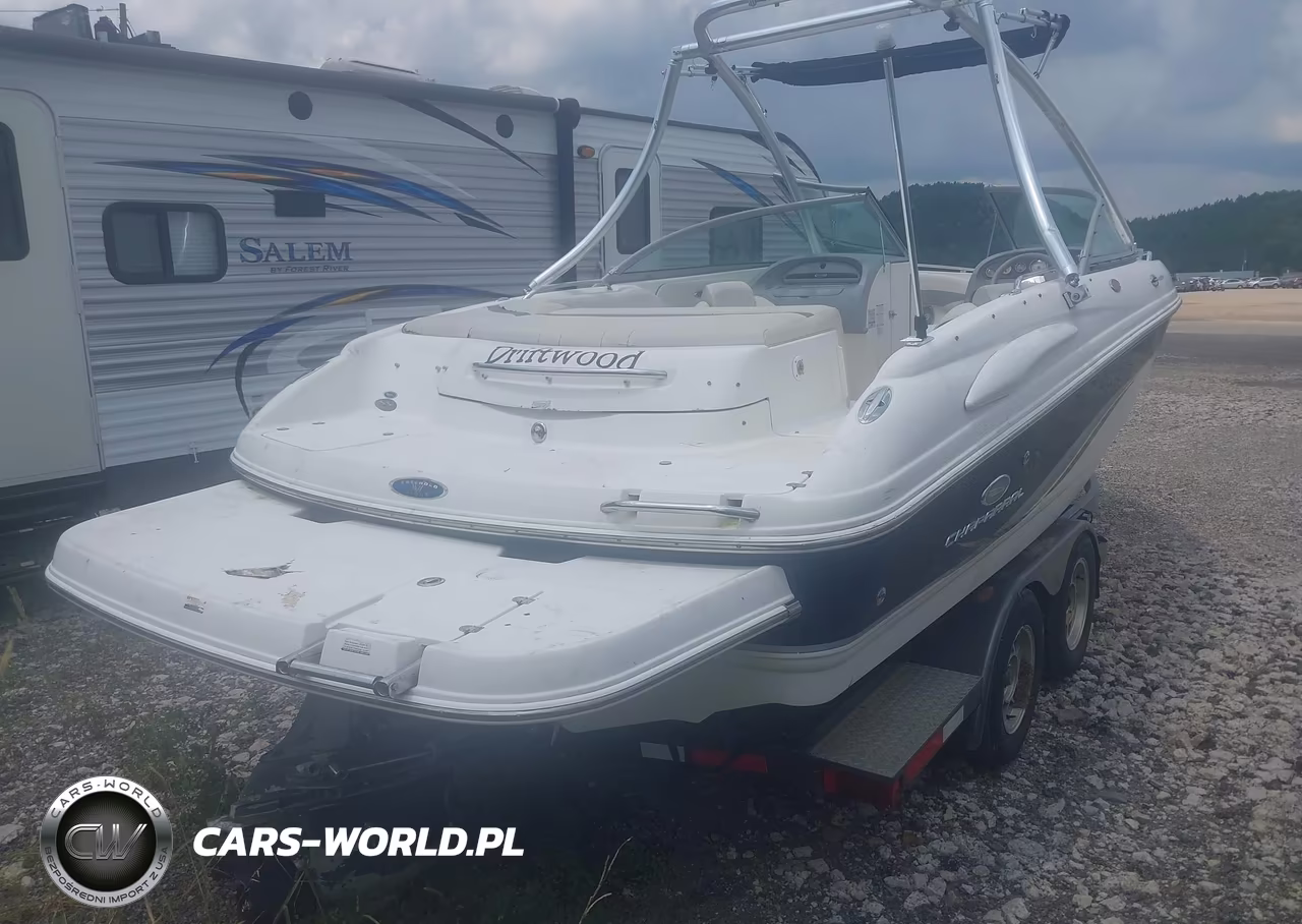 2006 Chaparral Skiboat VIN:000USFGBZ2410F506 - 4