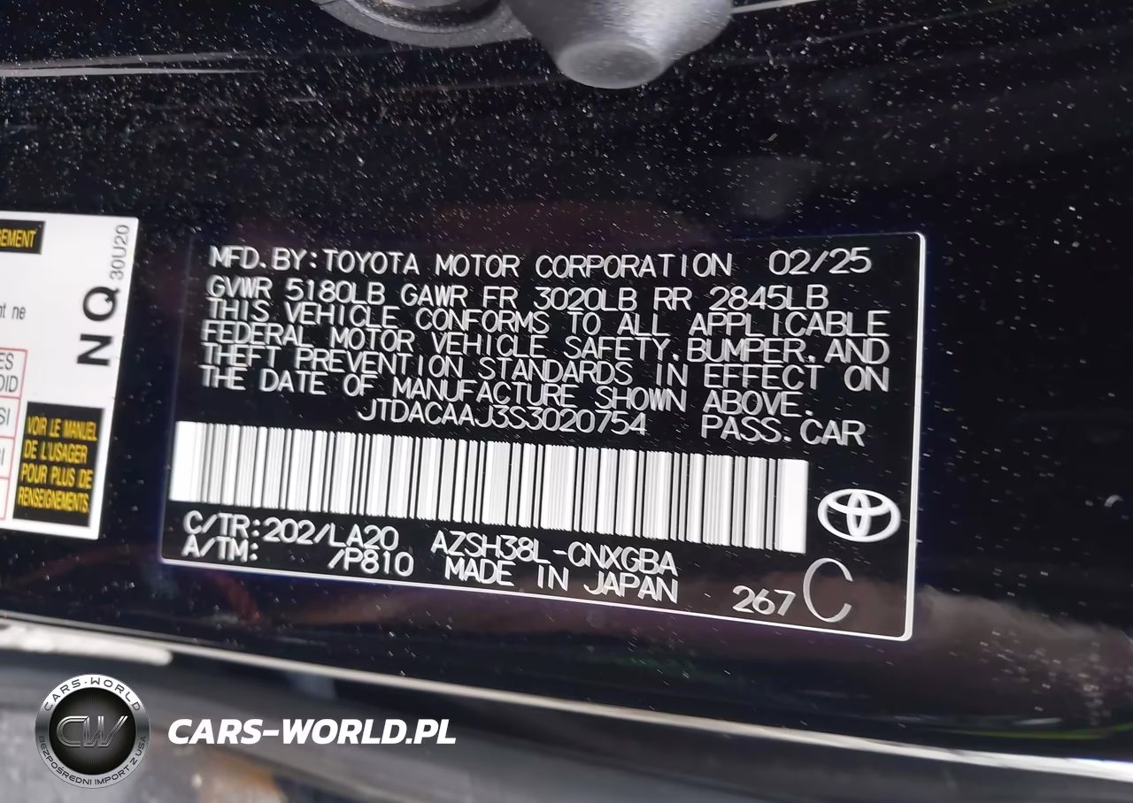 2025 Toyota Crown Signia Limited VIN:JTDACAAJ3S3020754 - 9