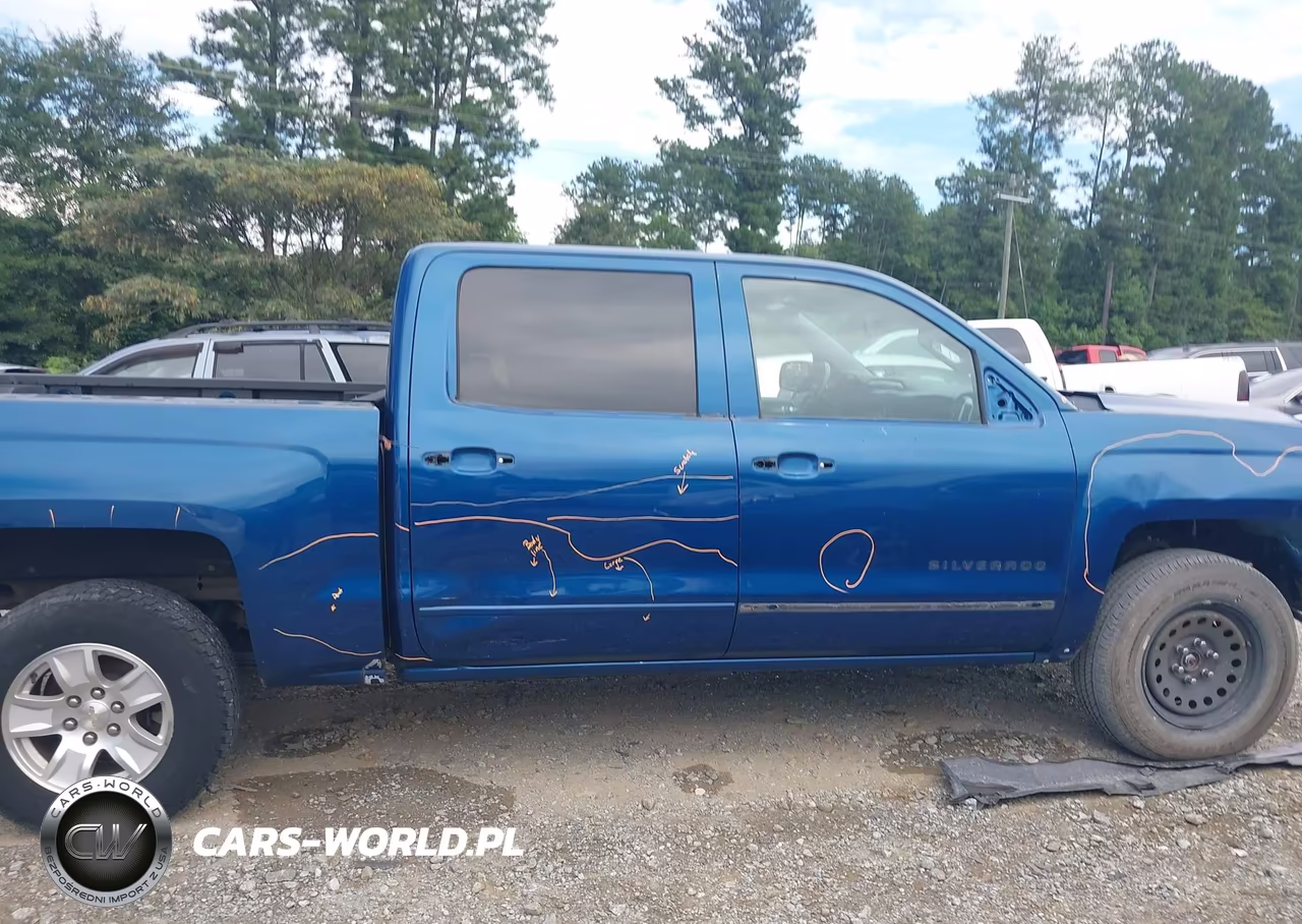 2018 Chevrolet Silverado 1500 1Lt VIN:3GCUKREC4JG117869 - 13