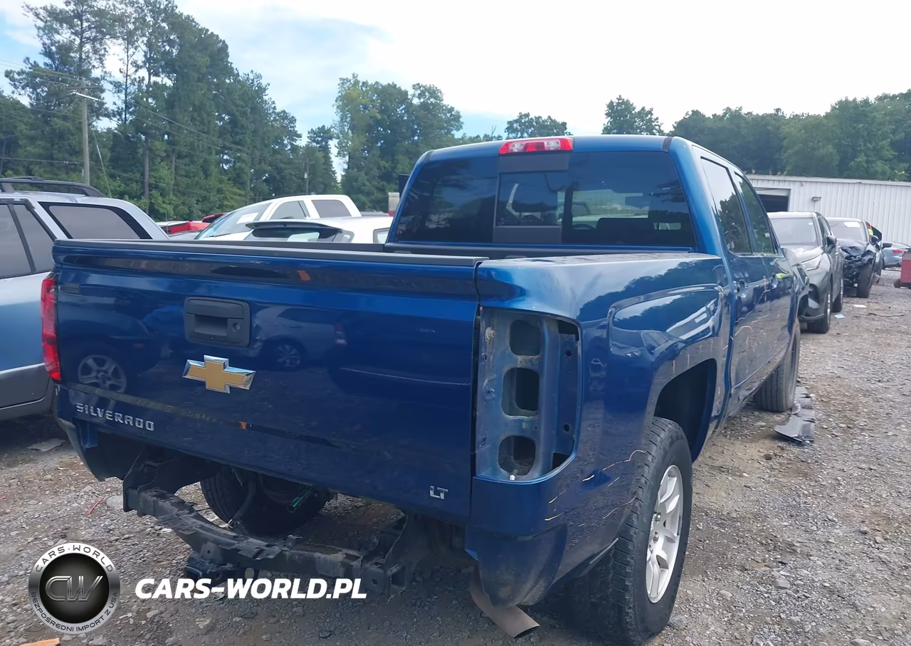 2018 Chevrolet Silverado 1500 1Lt VIN:3GCUKREC4JG117869 - 4