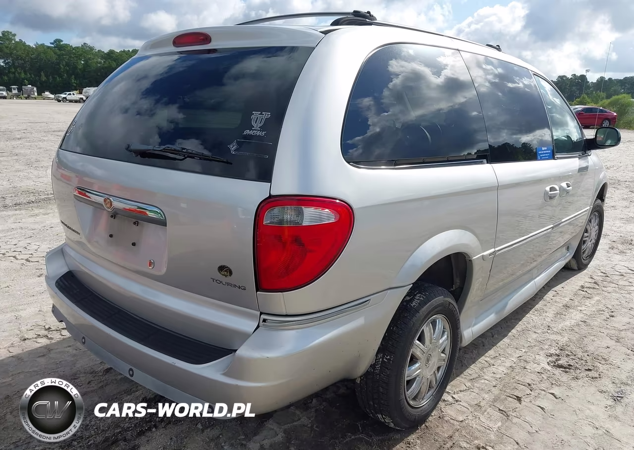 2007 Chrysler Town & Country Touring VIN:2A4GP54L17R314942 - 4