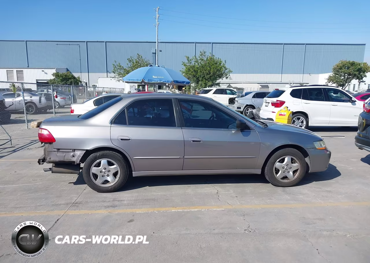 2000 Honda Accord 3.0 Ex VIN:1HGCG1655YA101706 - 13