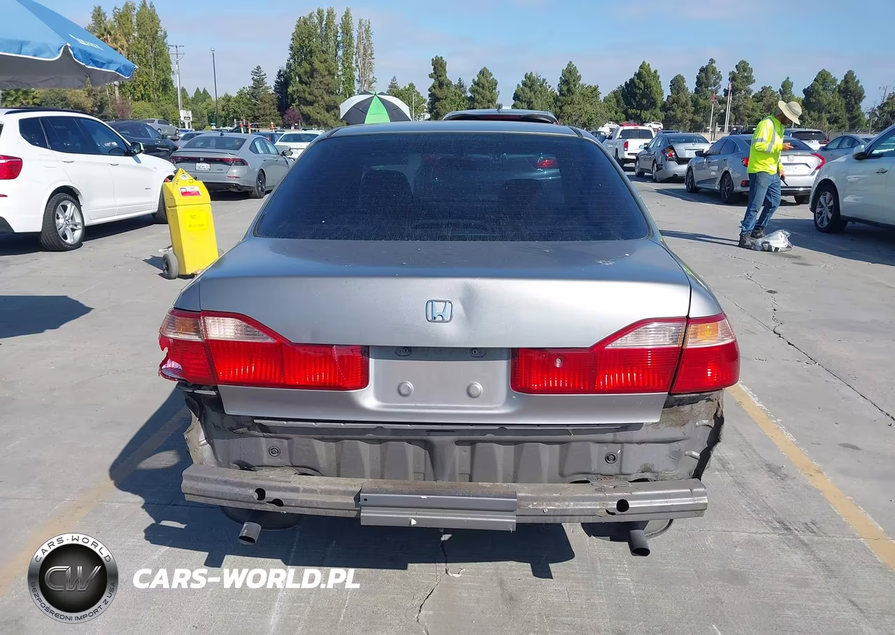 2000 Honda Accord 3.0 Ex VIN:1HGCG1655YA101706 - 16