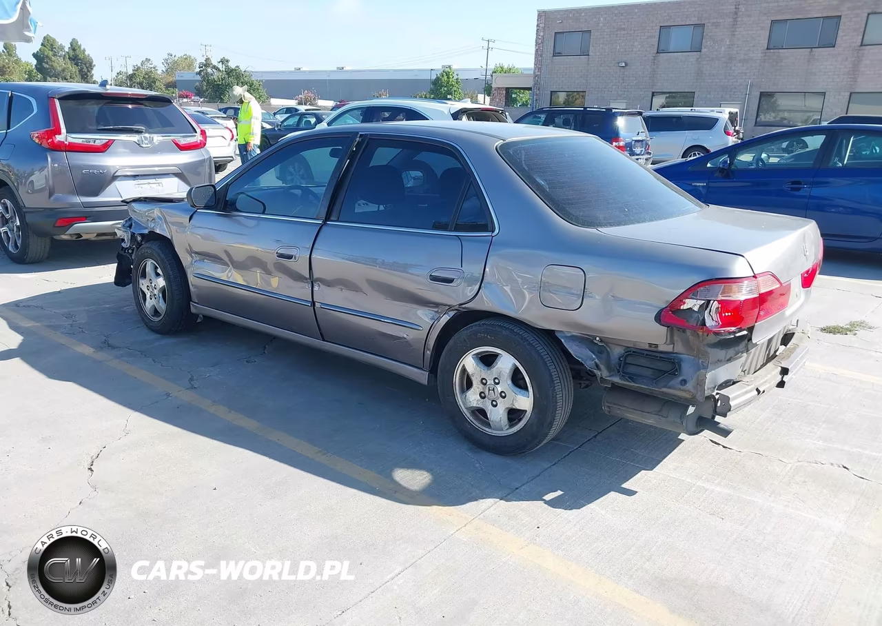 2000 Honda Accord 3.0 Ex VIN:1HGCG1655YA101706 - 3