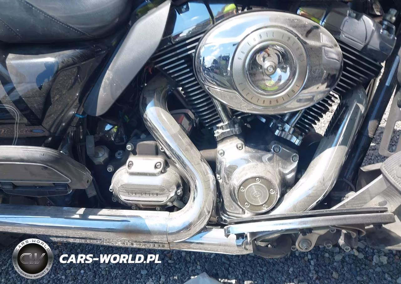 2010 Harley-Davidson Flhtcu VIN:1HD1FC416AB620203 - 8