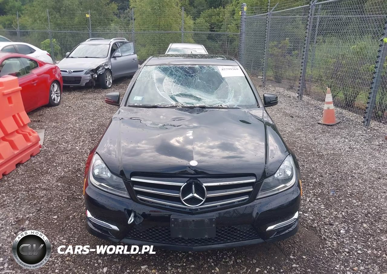 2014 Mercedes-Benz C 300 Sport 4Matic VIN:WDDGF8AB8ER315214 - 12