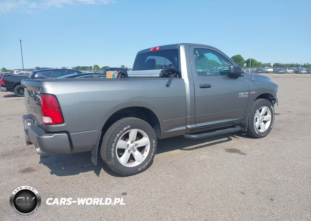 2013 Ram 1500 Express VIN:3C6JR7AT4DG501185 - 4