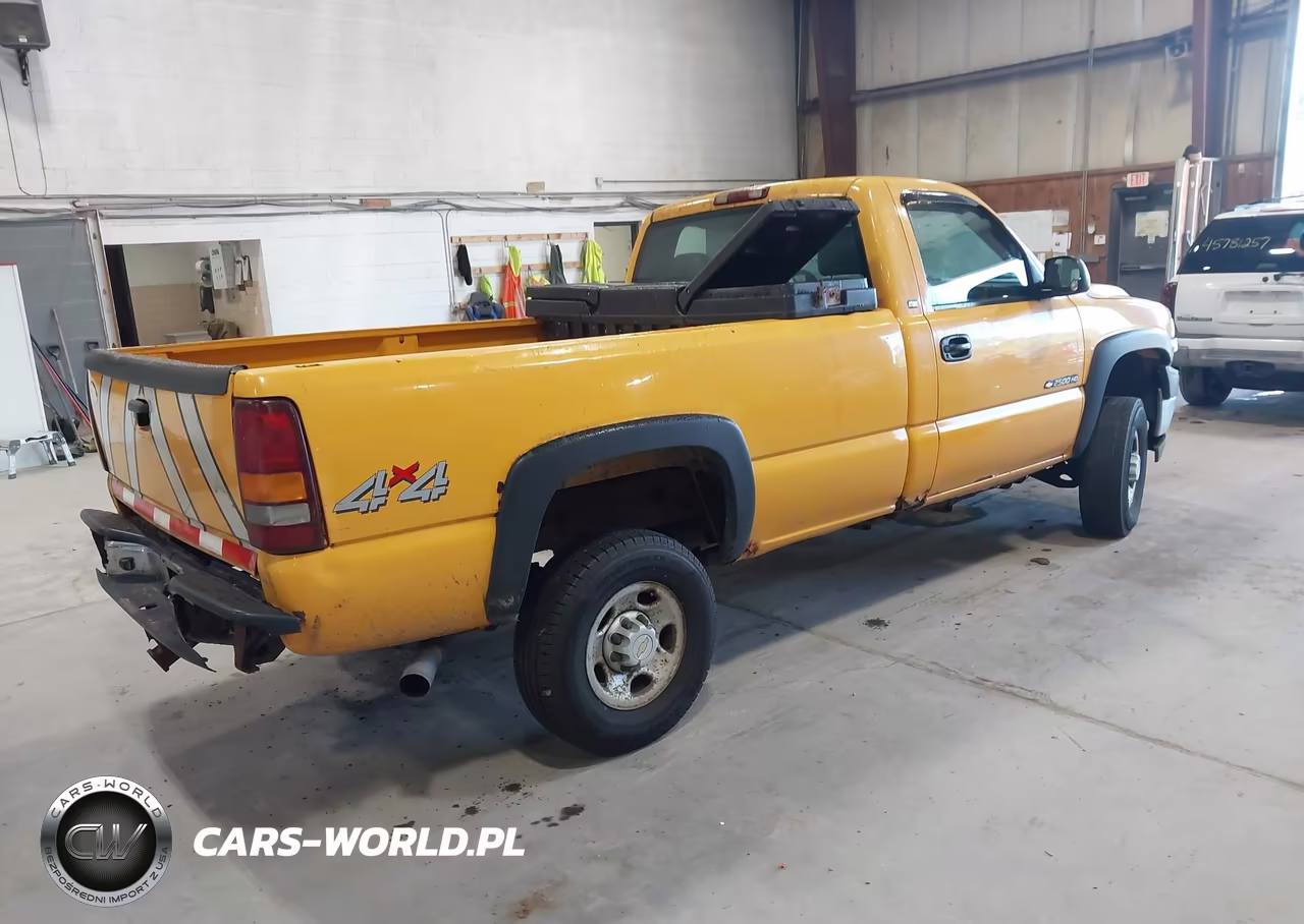 2002 Chevrolet Silverado 2500Hd VIN:1GCHK24U32Z252622 - 4