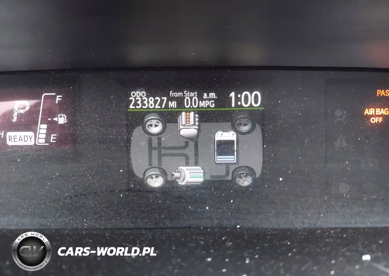 2015 Toyota Prius C Three VIN:JTDKDTB39F1107136 - 16