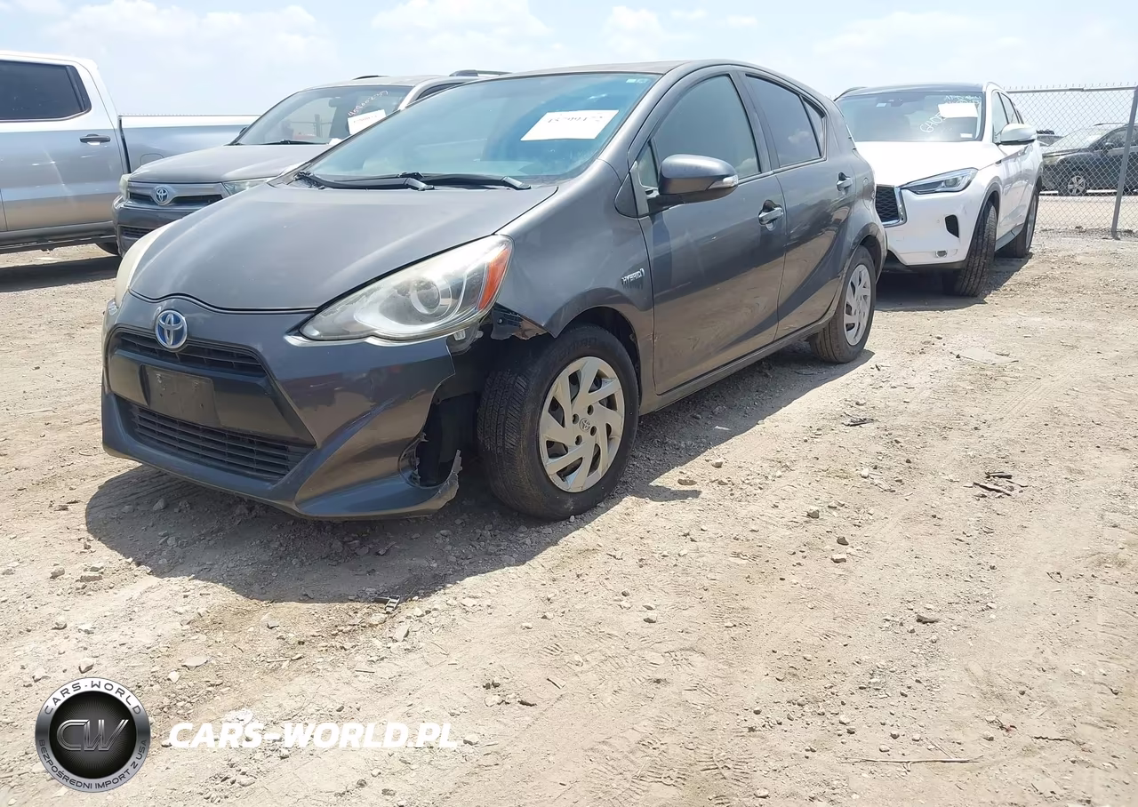 2015 Toyota Prius C Three VIN:JTDKDTB39F1107136 - 2