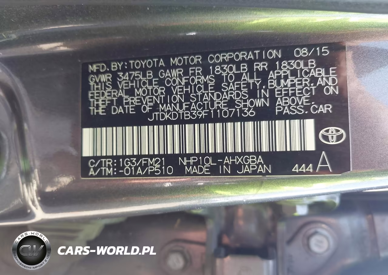 2015 Toyota Prius C Three VIN:JTDKDTB39F1107136 - 9