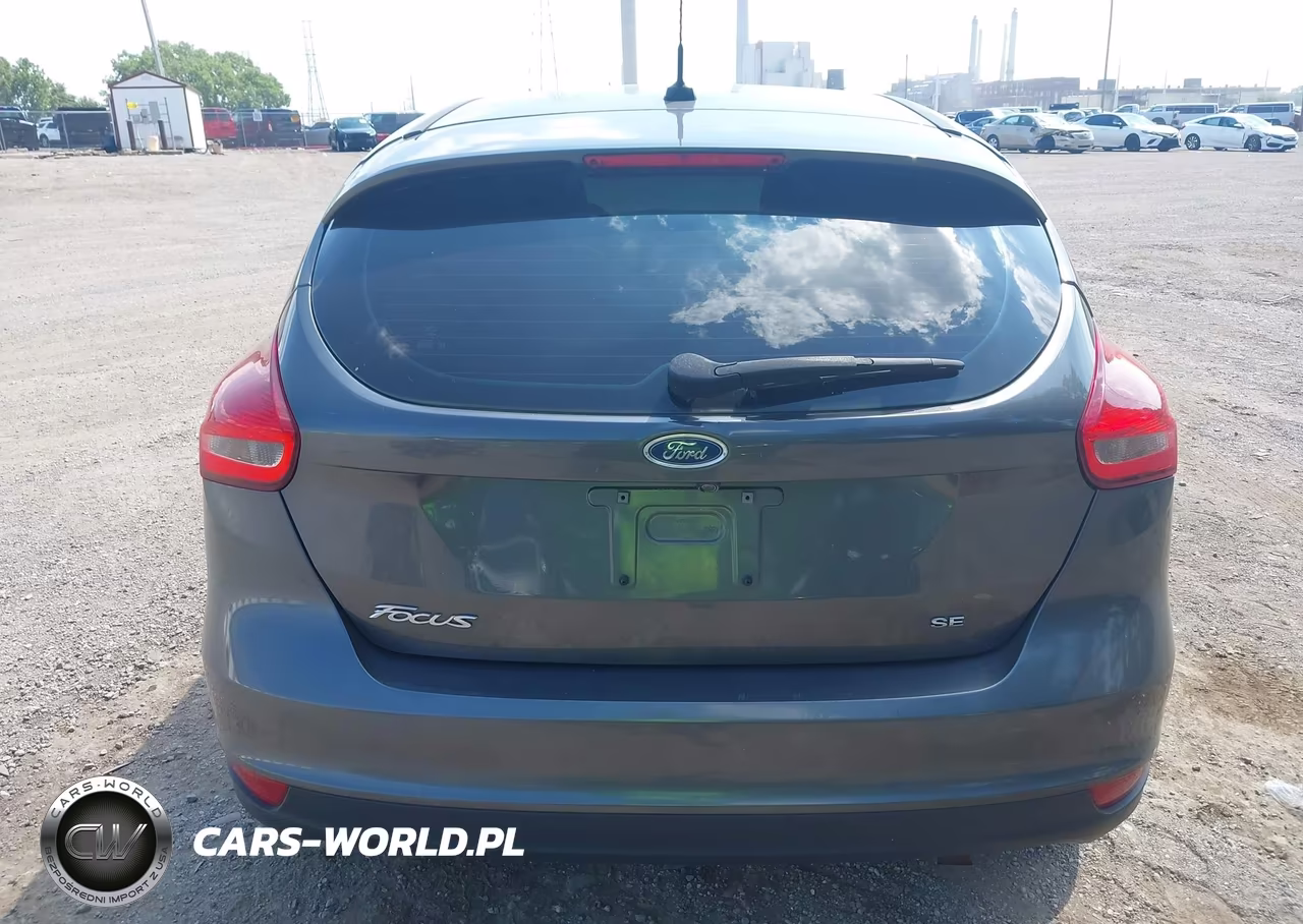2017 Ford Focus Se VIN:1FADP3K25HL313204 - 16