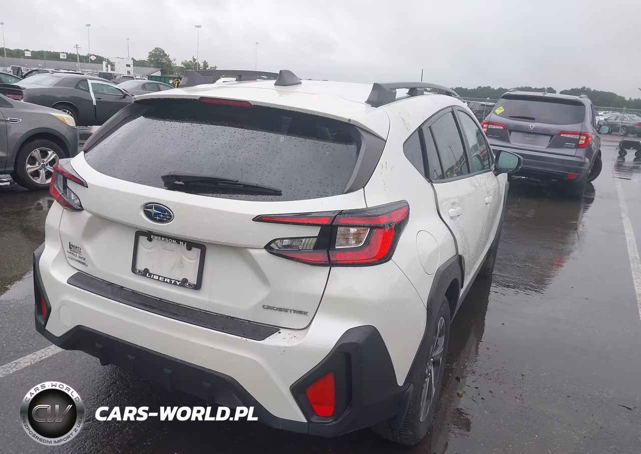 2024 Subaru Crosstrek Premium VIN:JF2GUADC0R8232031 - 4
