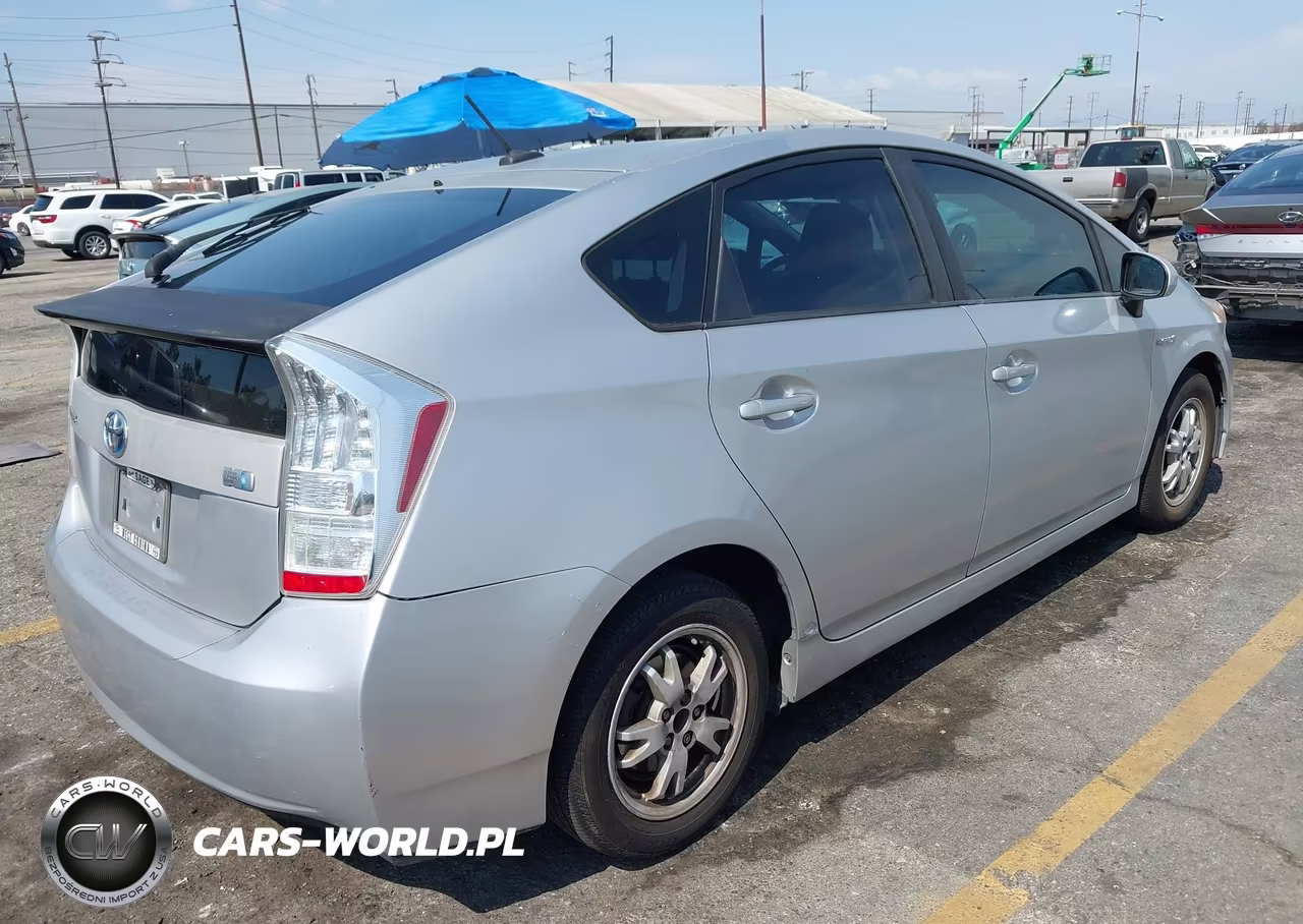 2010 Toyota Prius Ii VIN:JTDKN3DU1A0001412 - 4