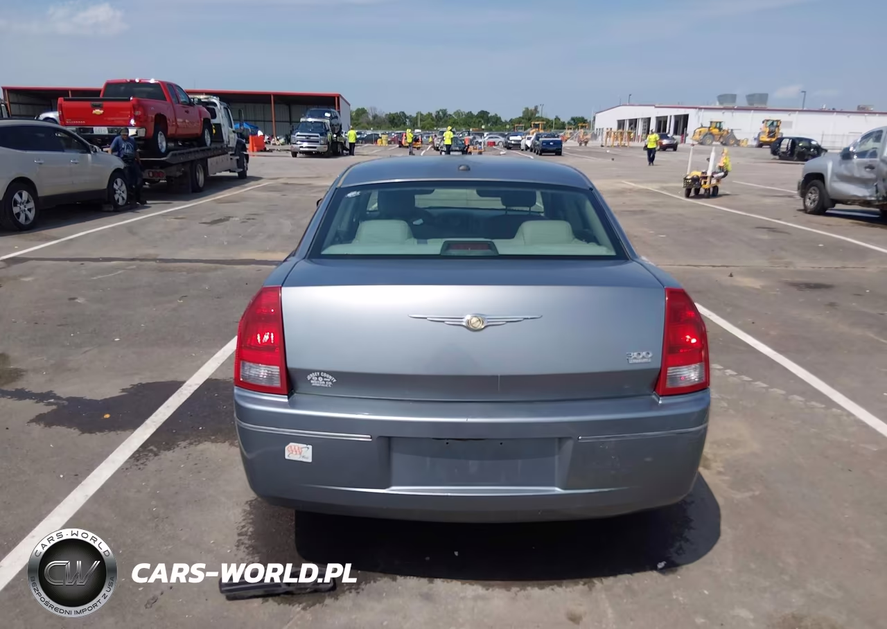 2006 Chrysler 300 Touring VIN:2C3KA53G86H458292 - 16