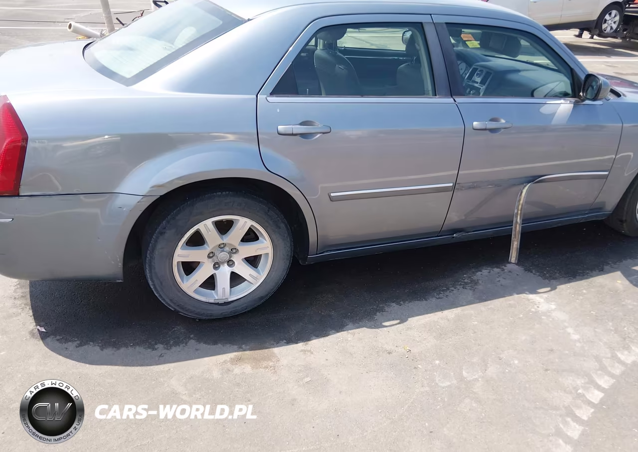 2006 Chrysler 300 Touring VIN:2C3KA53G86H458292 - 6
