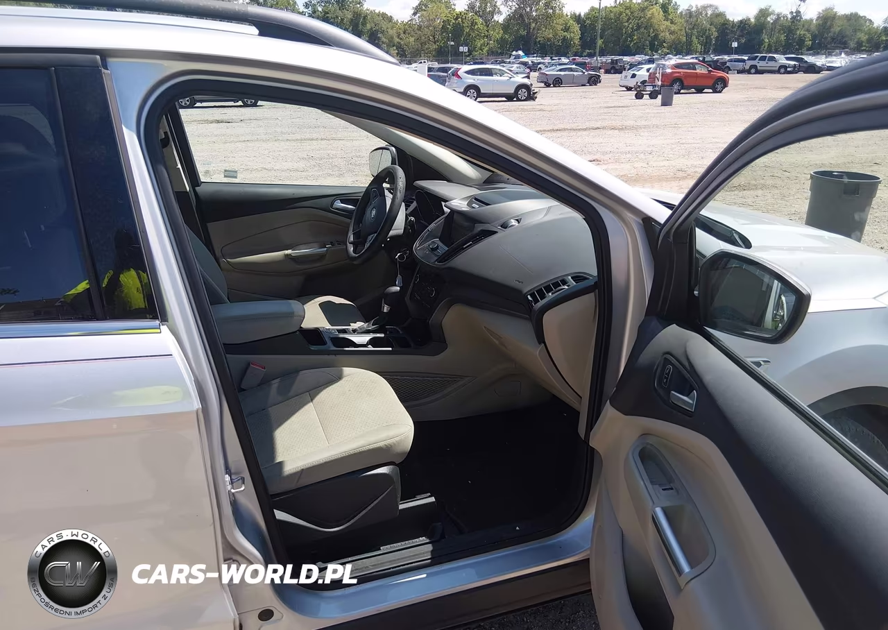 2017 Ford Escape Se VIN:1FMCU9GD4HUA87478 - 5