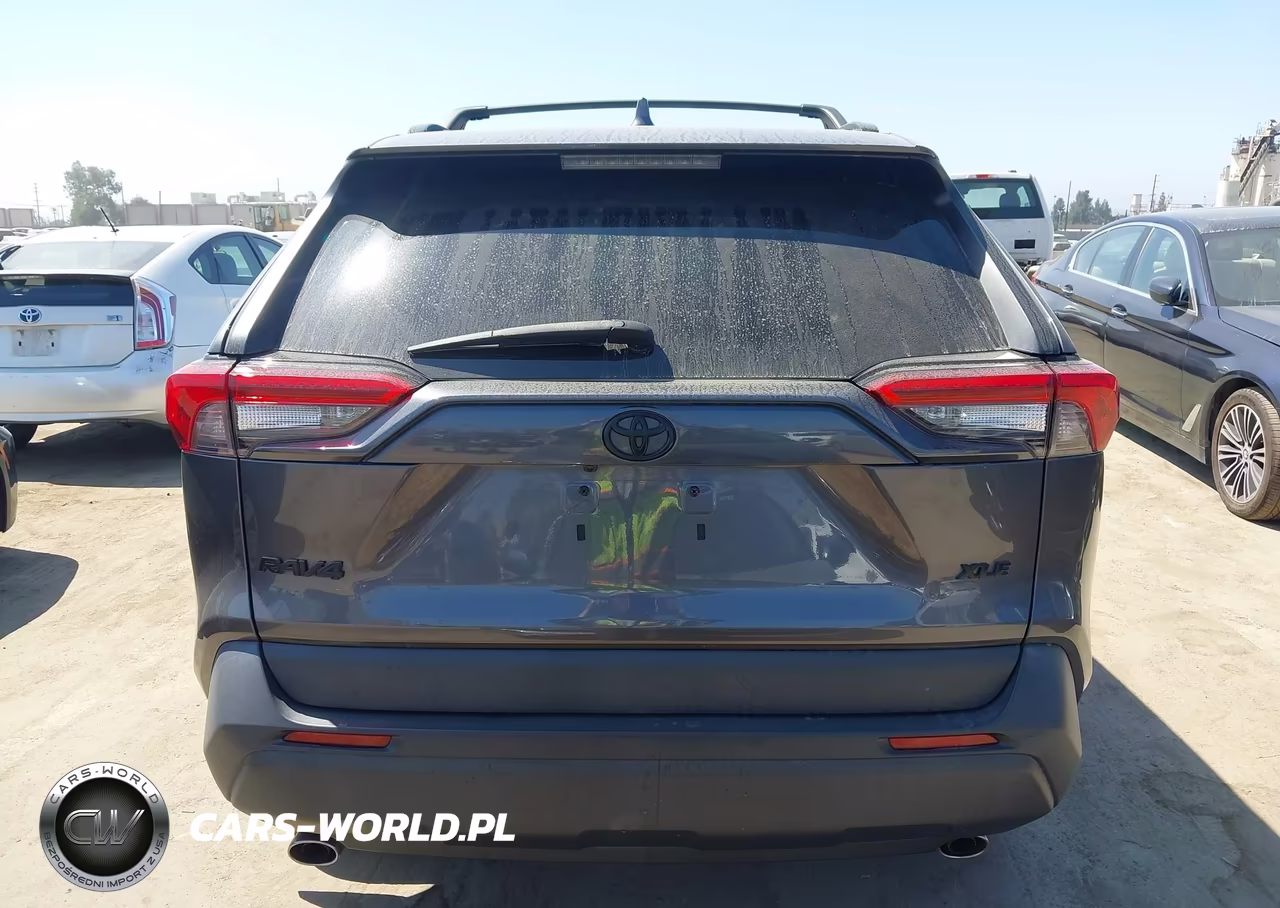 2022 Toyota Rav4 Xle VIN:2T3W1RFV1NC184920 - 16