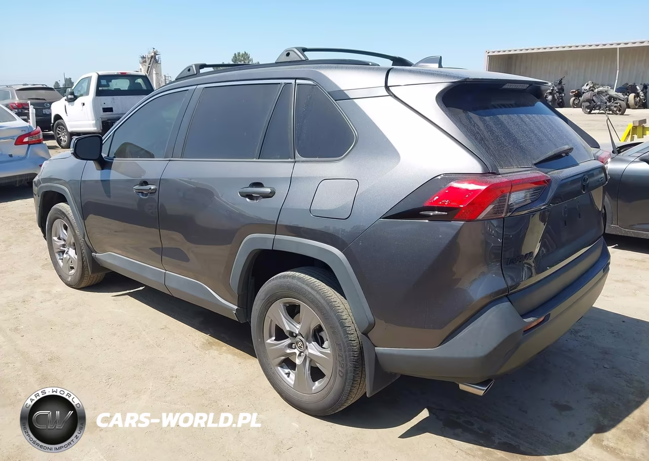 2022 Toyota Rav4 Xle VIN:2T3W1RFV1NC184920 - 3