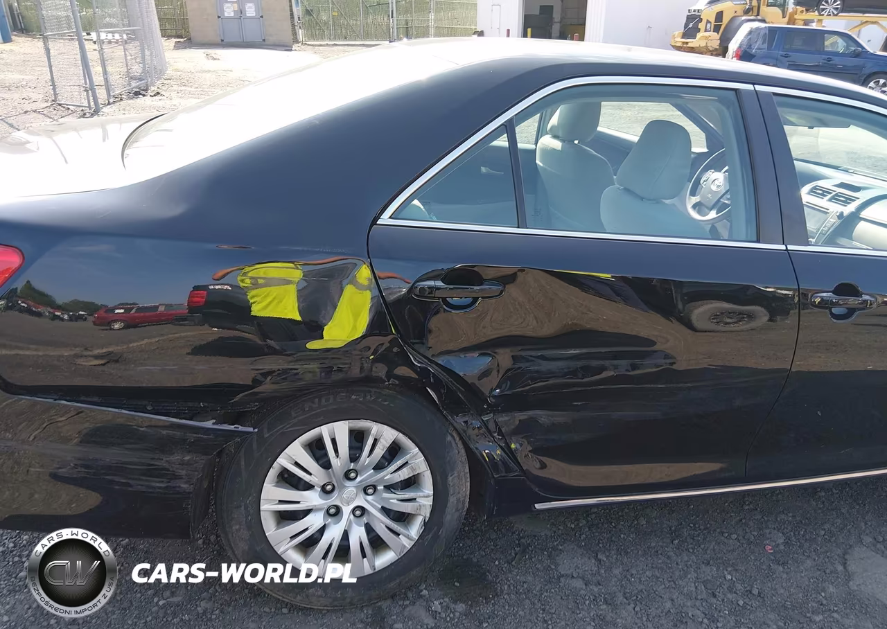 2014 Toyota Camry Le VIN:4T4BF1FK1ER394356 - 6