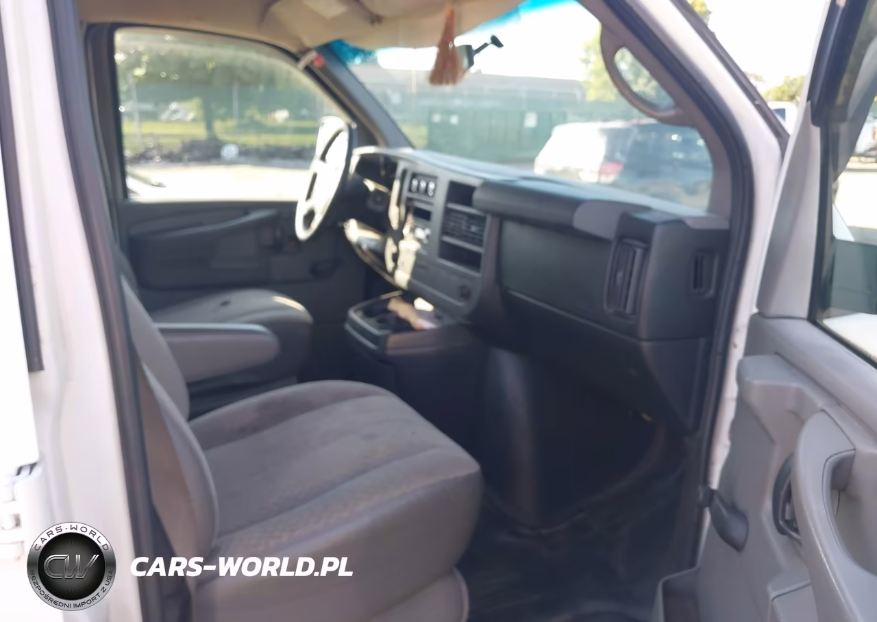 2011 Chevrolet Express 1500 Work Van VIN:1GCSGAF40B1123623 - 5