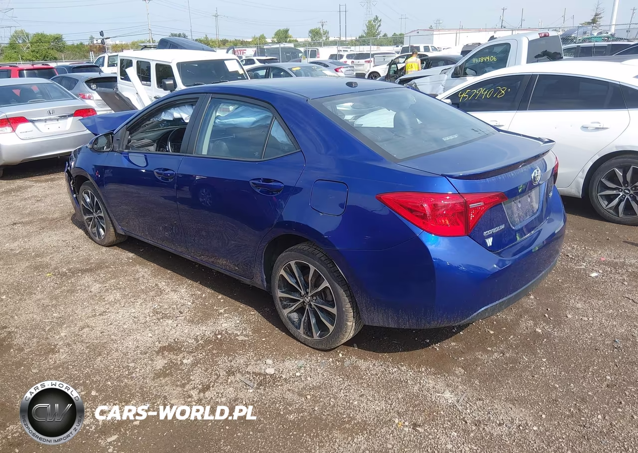 2017 Toyota Corolla Se VIN:2T1BURHEXHC806267 - 3