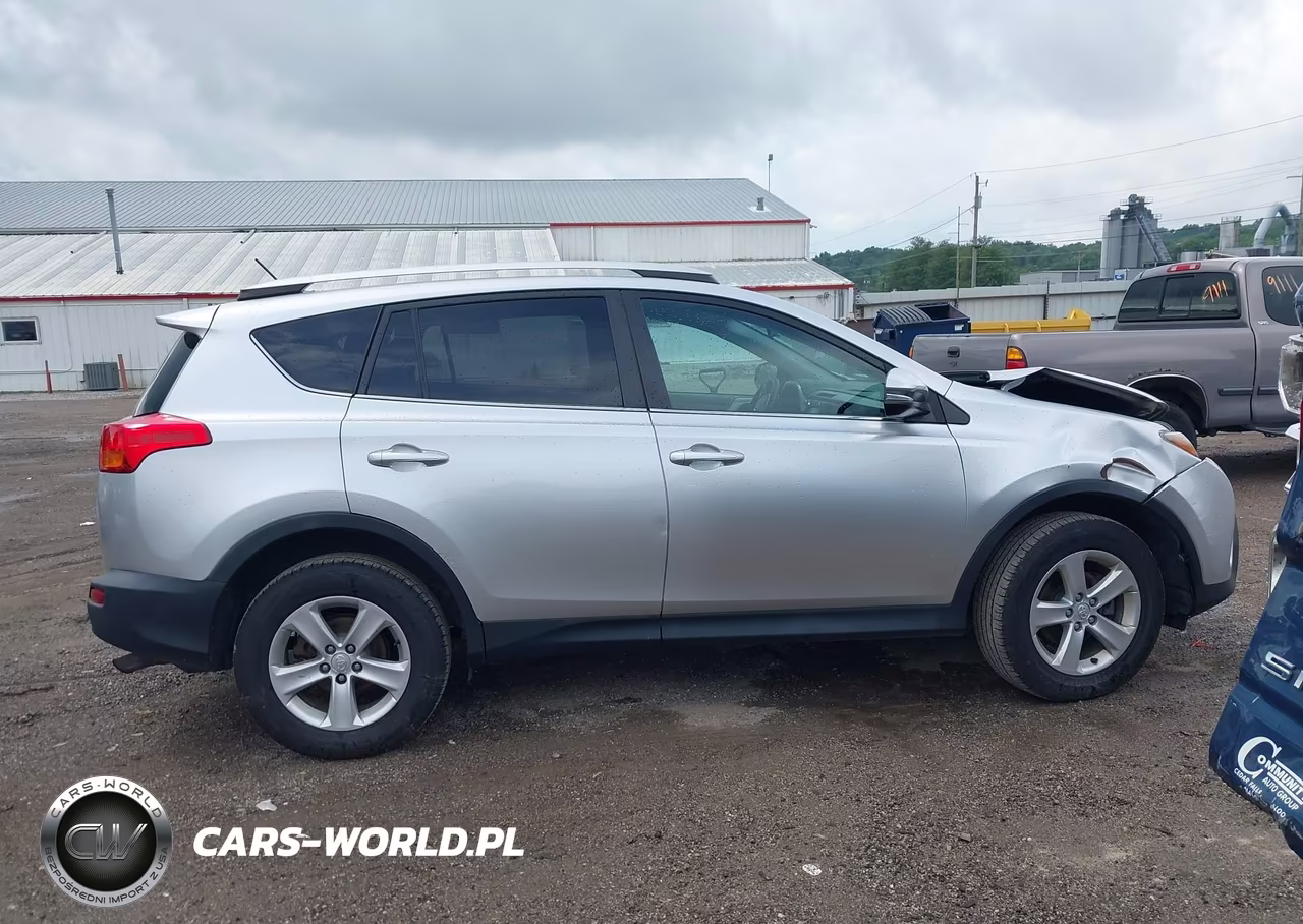 2014 Toyota Rav4 Xle VIN:2T3RFREV1EW147087 - 13