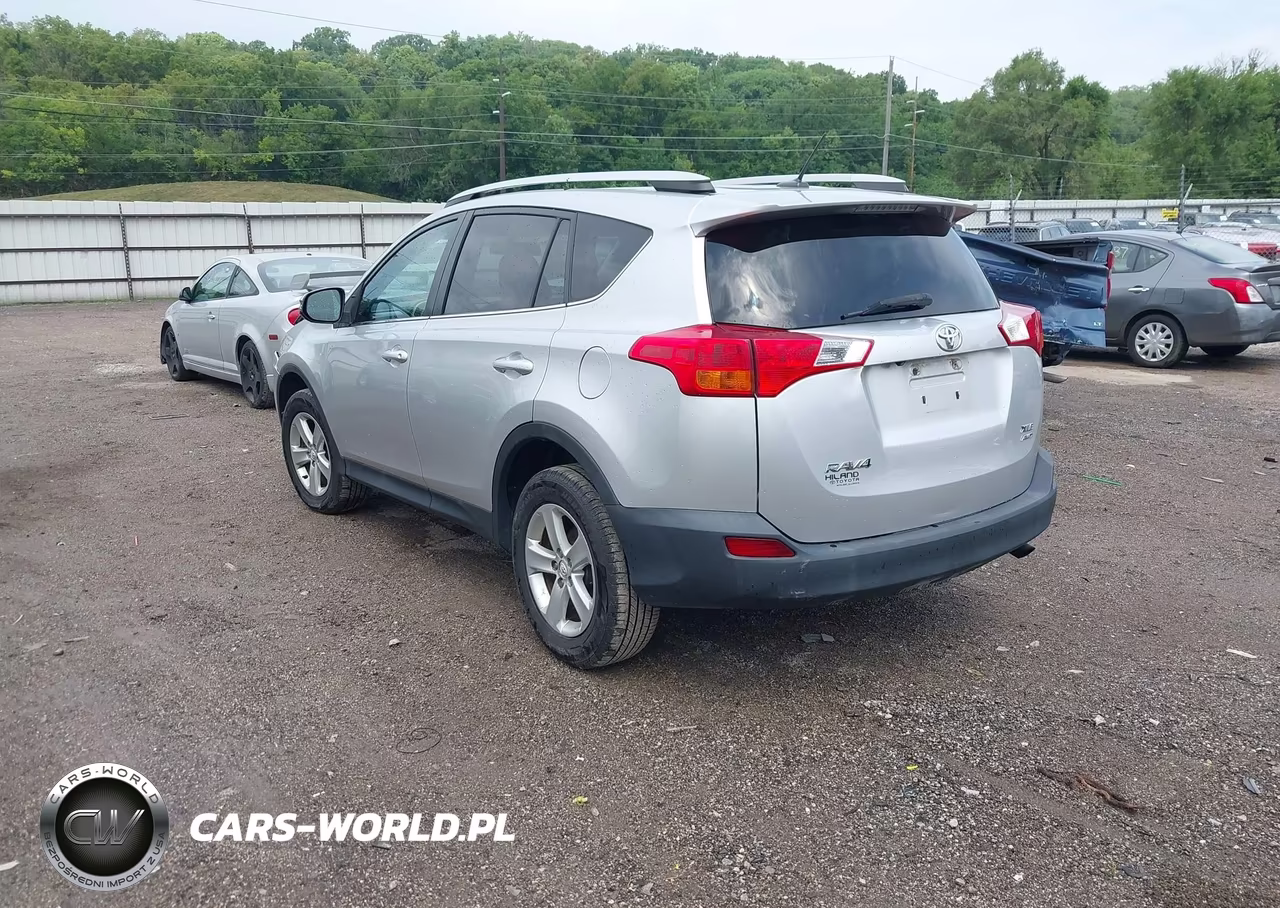 2014 Toyota Rav4 Xle VIN:2T3RFREV1EW147087 - 3