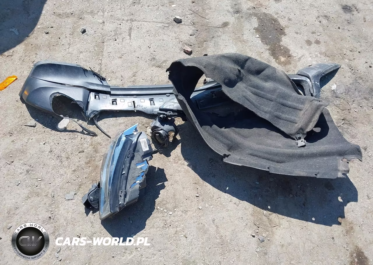 2020 Jeep Grand Cherokee Laredo E 4X4 VIN:1C4RJFAG3LC371742 - 12