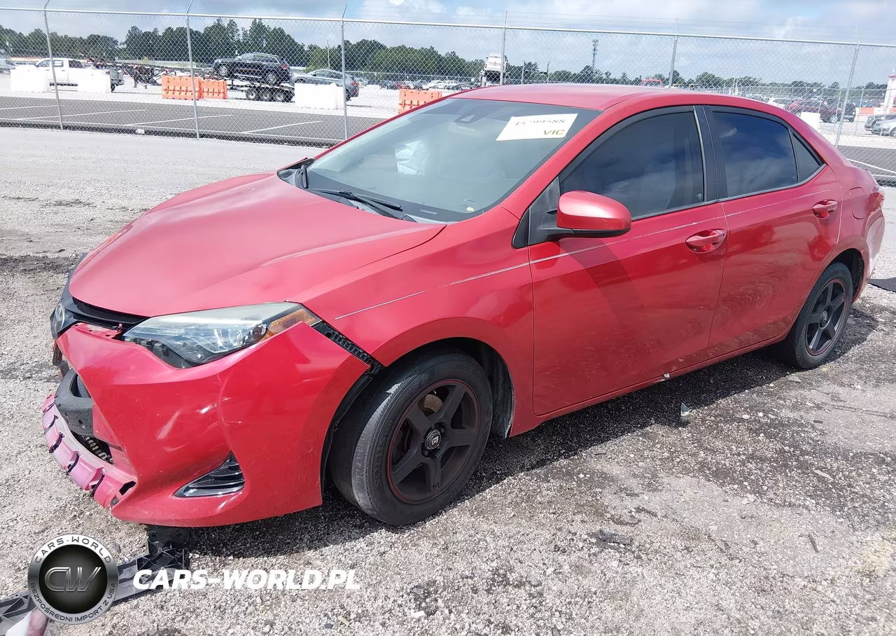 2017 Toyota Corolla Le VIN:5YFBURHE9HP710081 - 2