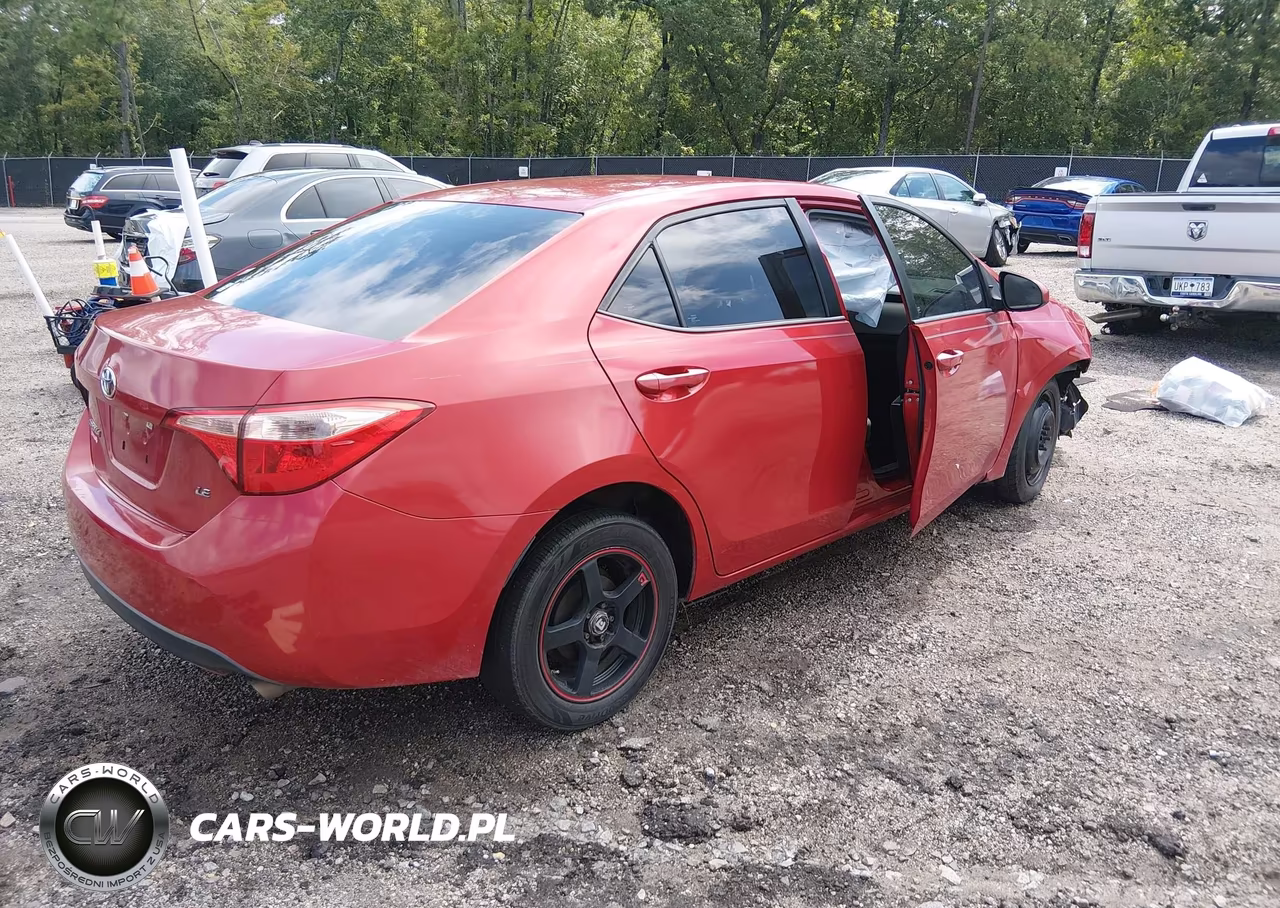 2017 Toyota Corolla Le VIN:5YFBURHE9HP710081 - 4