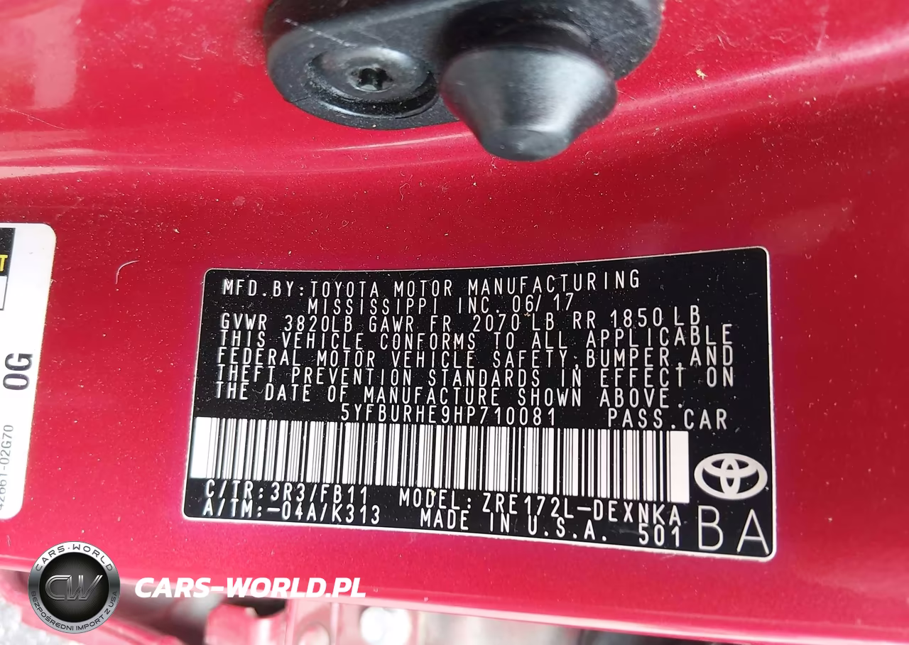 2017 Toyota Corolla Le VIN:5YFBURHE9HP710081 - 9