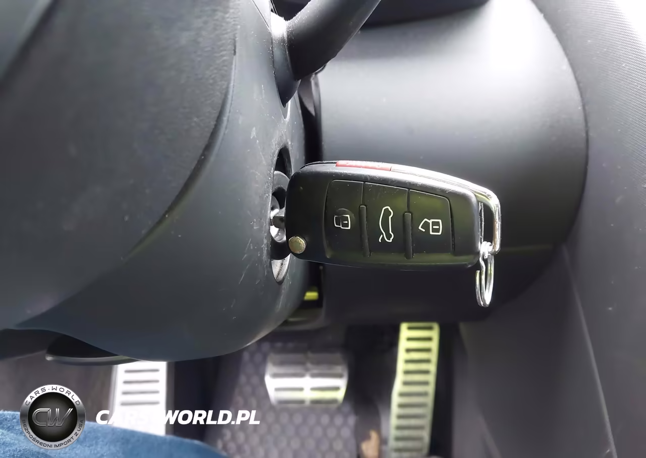 2011 Audi R8 5.2 VIN:WUAVNAFG9BN003098 - 11