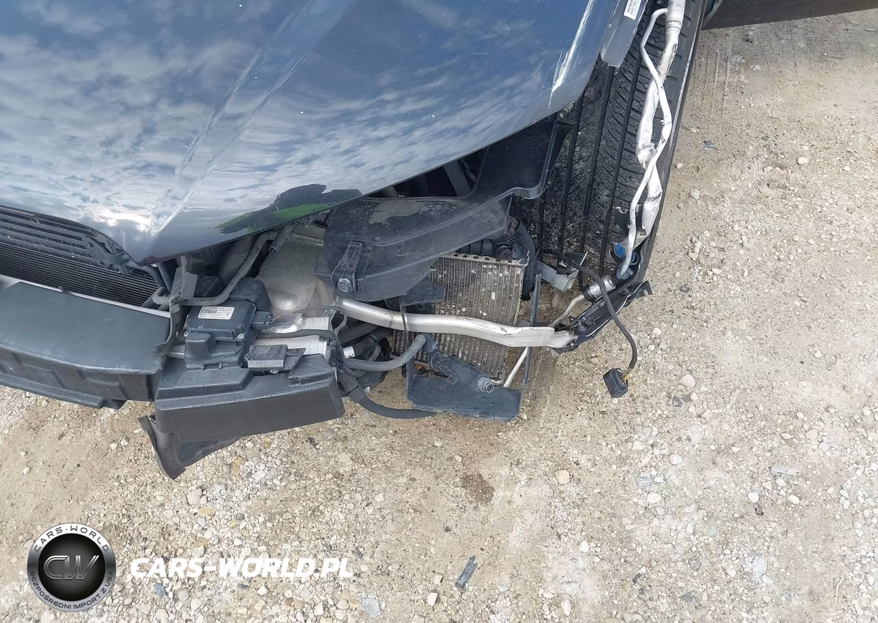 2013 Audi A8 L 4.0T VIN:WAUR2AFDXDN030937 - 6