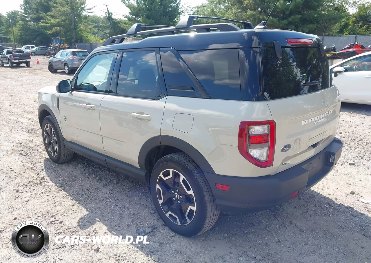 2024 Ford Bronco Sport Outer Banks VIN:3FMCR9C66RRE18062 - 3