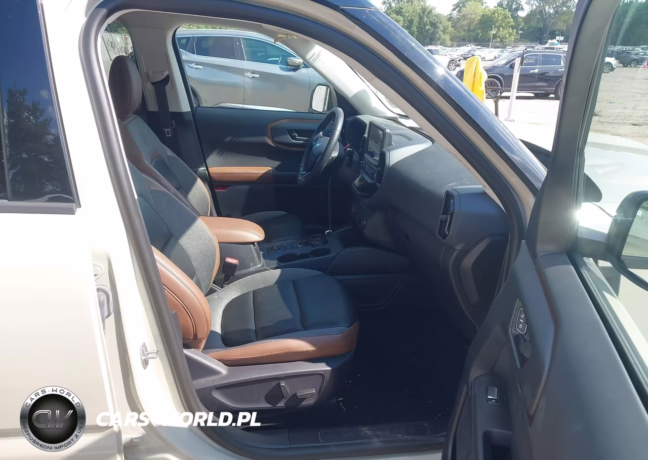 2024 Ford Bronco Sport Outer Banks VIN:3FMCR9C66RRE18062 - 5
