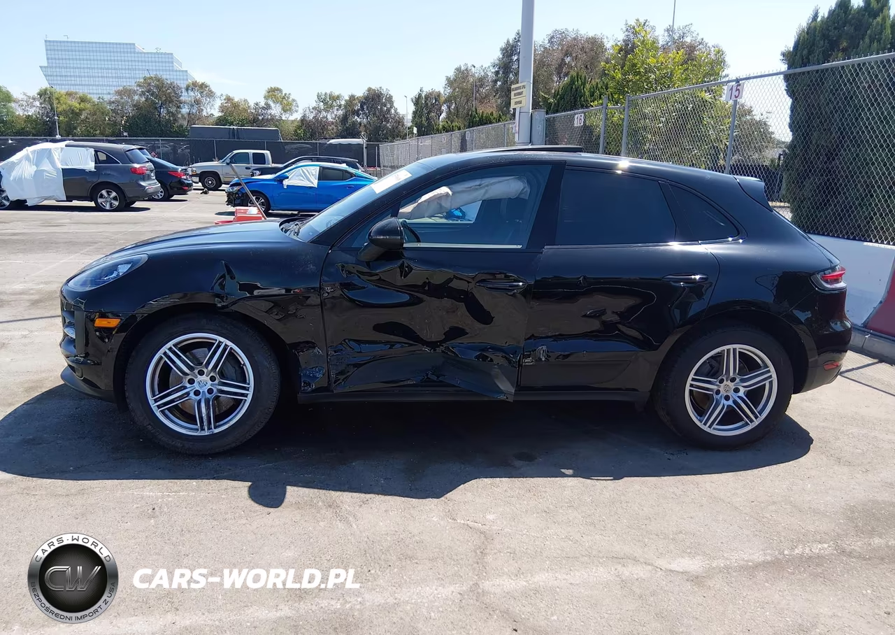 2020 Porsche Macan S VIN:WP1AB2A50LLB36005 - 14