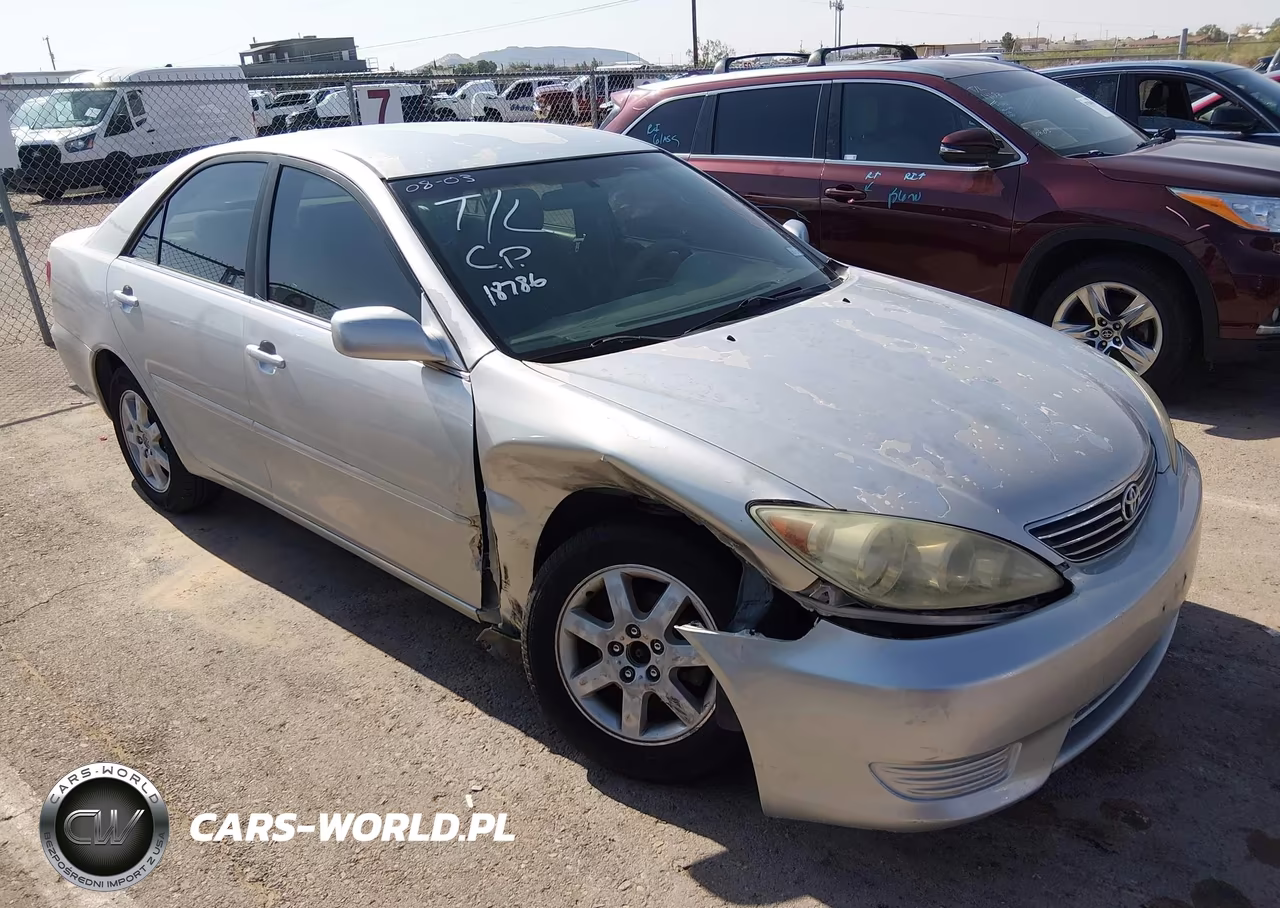 2005 Toyota Camry Le