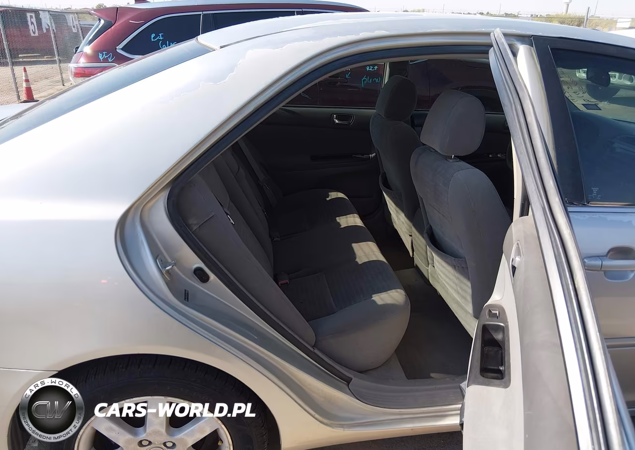 2005 Toyota Camry Le VIN:4T1BE32K55U949064 - 8