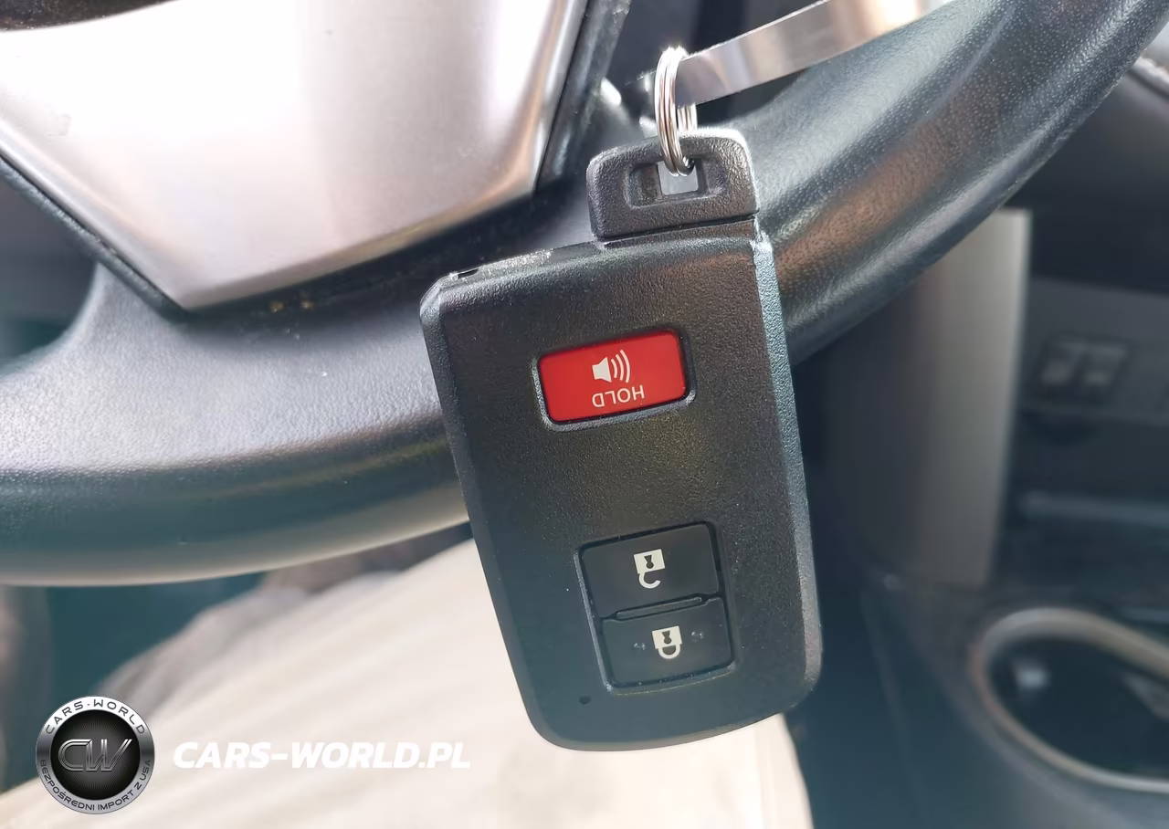 2018 Toyota Rav4 Xle VIN:2T3RFREV9JW821366 - 11