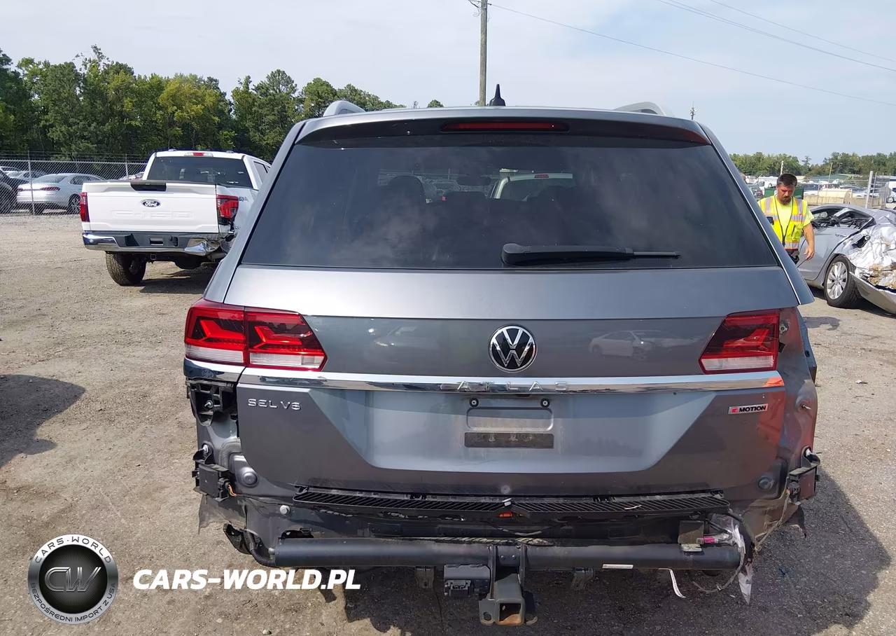 2021 Volkswagen Atlas 3.6L V6 Sel Premium VIN:1V2TR2CA2MC577389 - 17