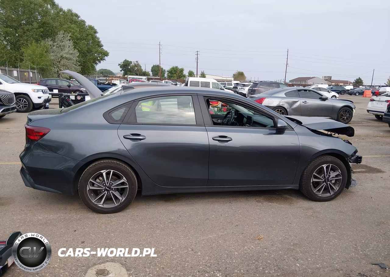 2024 Kia Forte Lxs VIN:3KPF24AD5RE767134 - 14