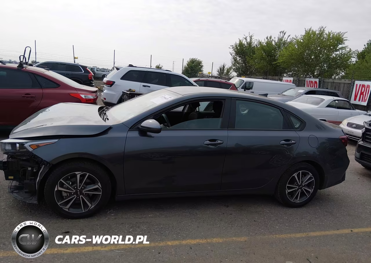 2024 Kia Forte Lxs VIN:3KPF24AD5RE767134 - 15