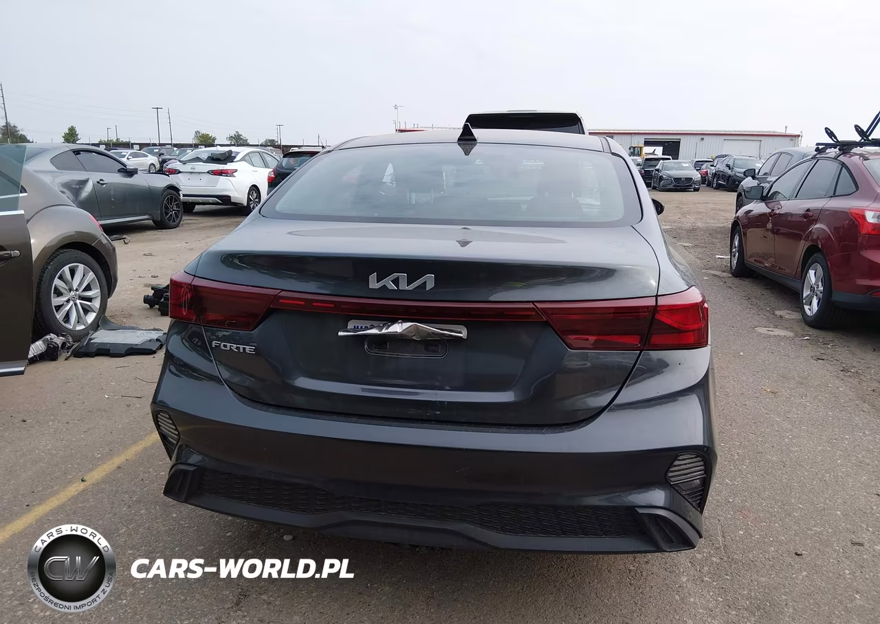 2024 Kia Forte Lxs VIN:3KPF24AD5RE767134 - 17
