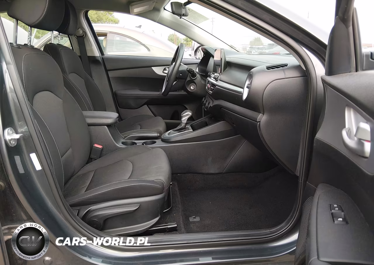 2024 Kia Forte Lxs VIN:3KPF24AD5RE767134 - 5