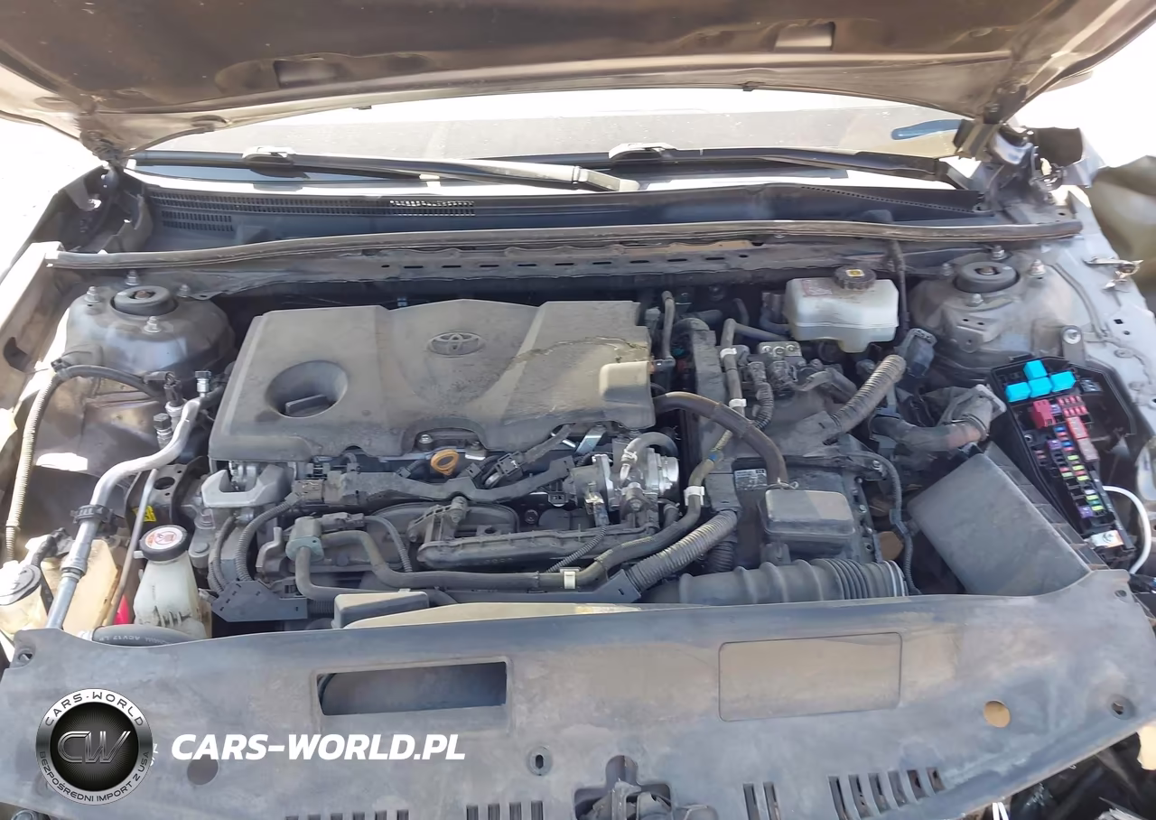 2021 Toyota Camry Le Hybrid VIN:4T1C31AKXMU550214 - 10