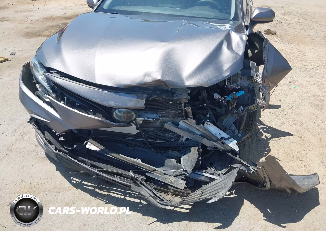 2021 Toyota Camry Le Hybrid VIN:4T1C31AKXMU550214 - 17
