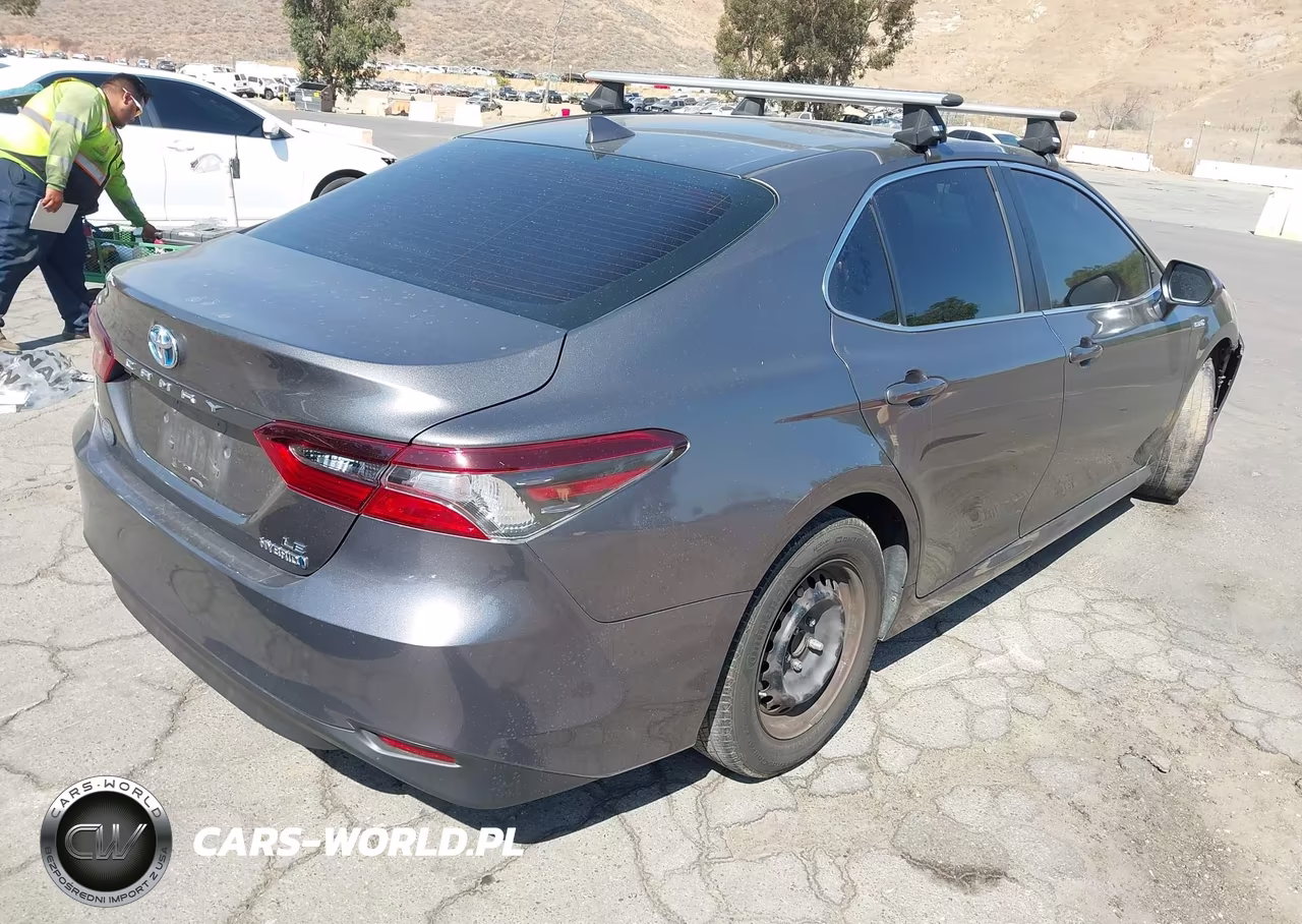2021 Toyota Camry Le Hybrid VIN:4T1C31AKXMU550214 - 4